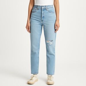 Levi’s 501 women’s straight leg denim jeans rigid fit distressed repair W28 L32